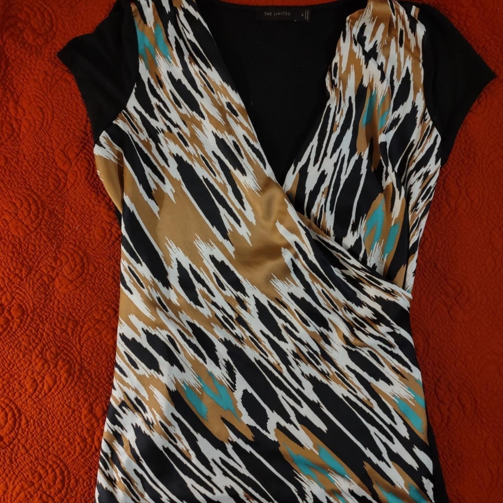 The Limited abstract print top, medium